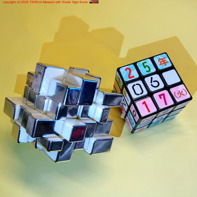 �Ƕᤪ�������� 4x4x4 �ߥ顼��(�ͤˤȤä�)�������������� & ��ʬž���ҥ��٤����긵���֤��Ƥ�Τǵ����Ĥ����������Ʋ󤷤Ƥ��롣